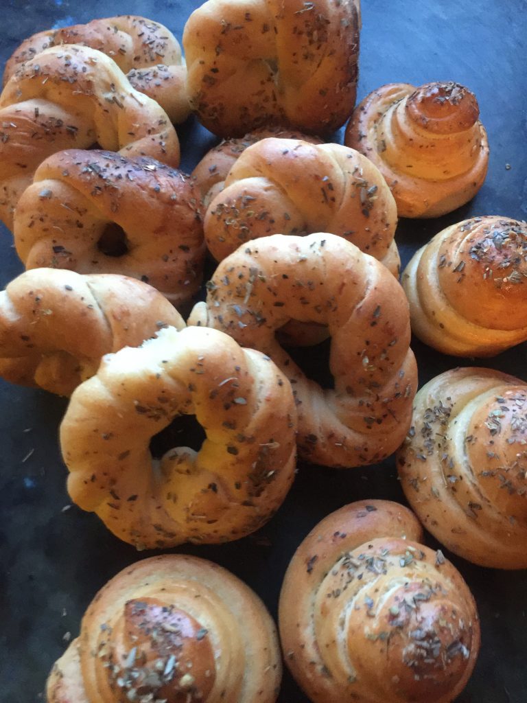 http://www.veroniqueetlachouquetterie.fr/wp-content/uploads/2018/03/IMG_5841-768x1024.jpg