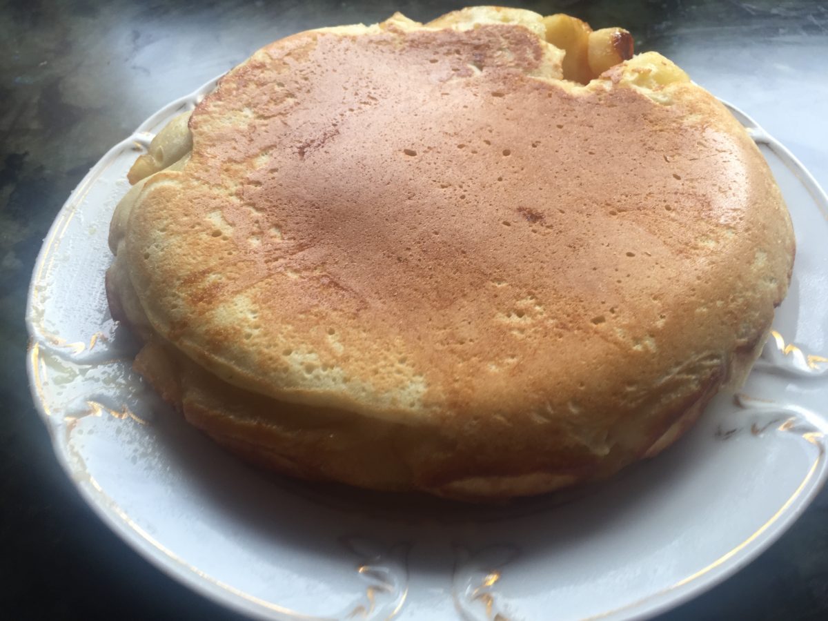 Gâteau aux pommes à la poêle