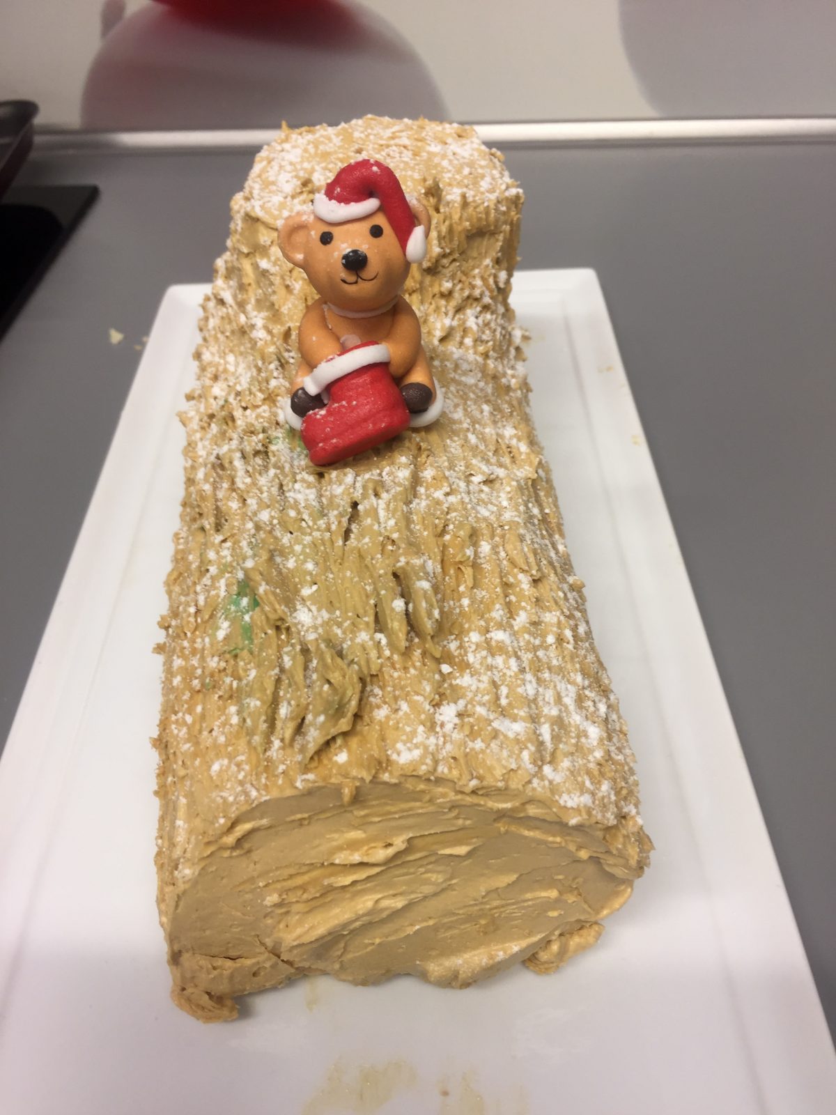 Bûche de Noël, décorations en massepain - Cuisine et Recettes