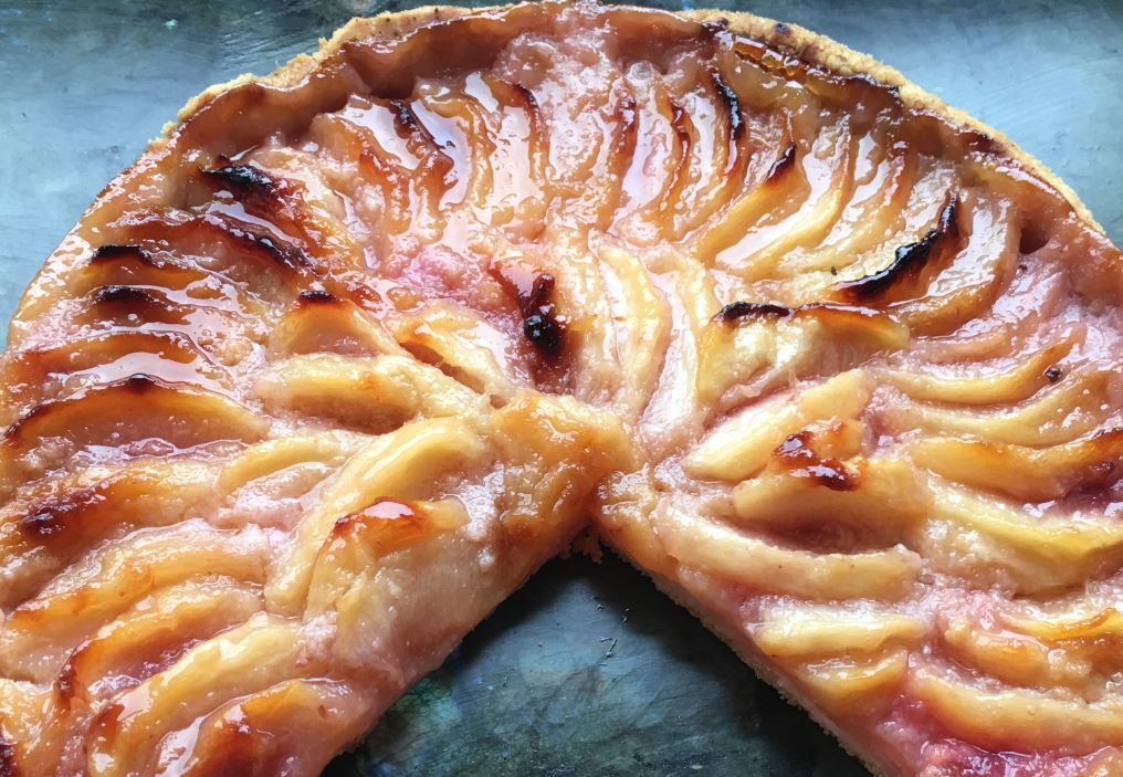 Tarte aux pêches blanches