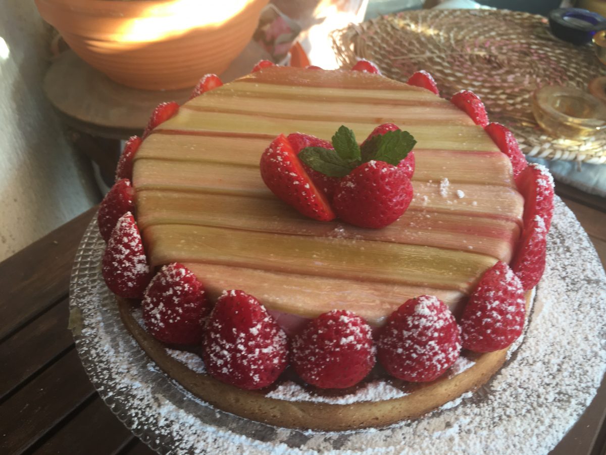 Tarte à la rhubarbe insert mousse fraise