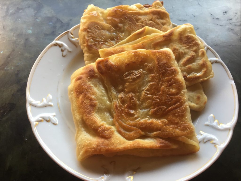 https://www.veroniqueetlachouquetterie.fr/wp-content/uploads/2023/09/Byrek07-1024x769.jpg