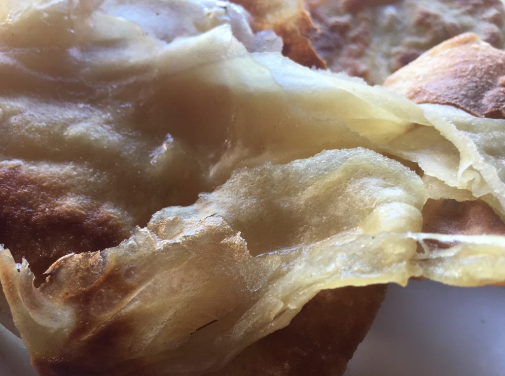 https://www.veroniqueetlachouquetterie.fr/wp-content/uploads/2023/09/Byrek08-1024x763.jpg