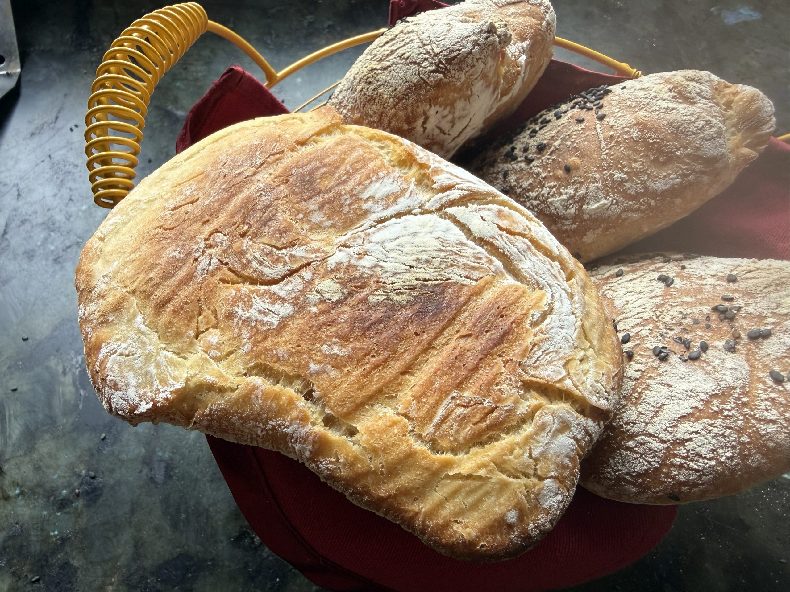 https://www.veroniqueetlachouquetterie.fr/wp-content/uploads/2025/11/Ciabatta03-scaled.jpg