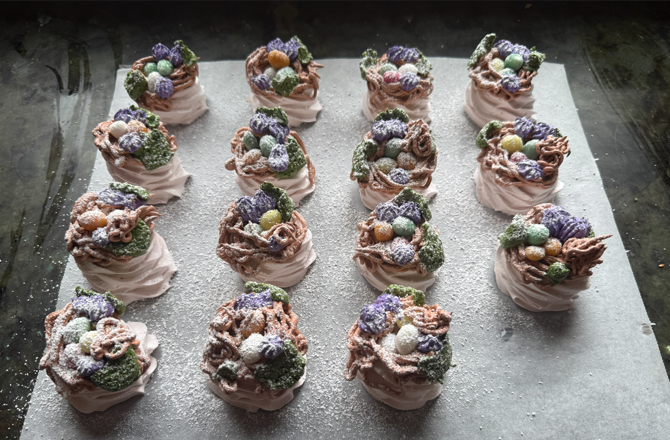 https://www.veroniqueetlachouquetterie.fr/wp-content/uploads/2026/04/zephyr02.png
