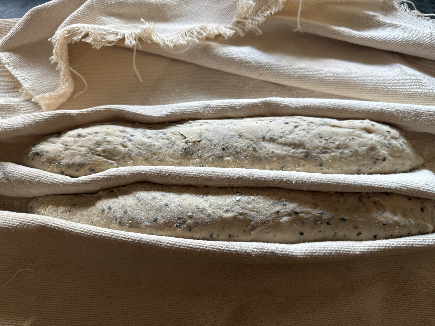 https://www.veroniqueetlachouquetterie.fr/wp-content/uploads/2026/08/Baguettes03.png